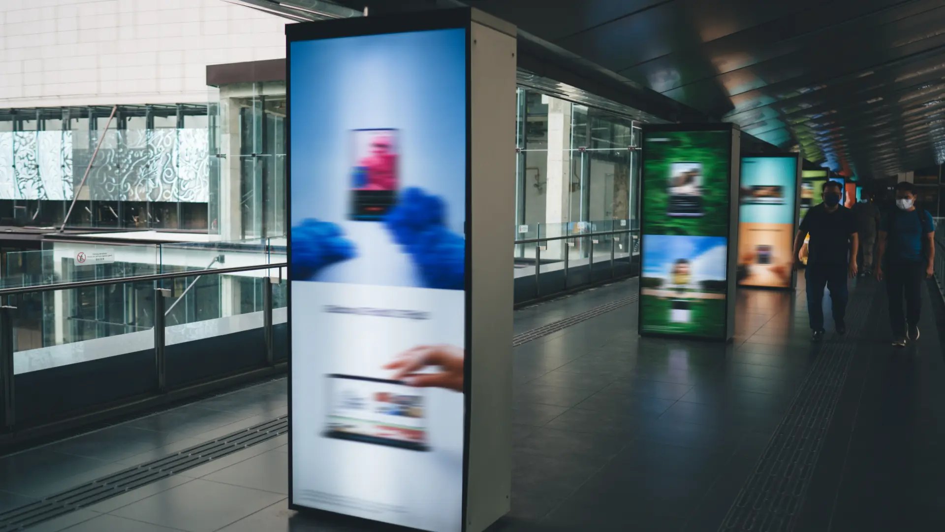 Cartelería digital para oficinas y edificios corporativos en Bogotá